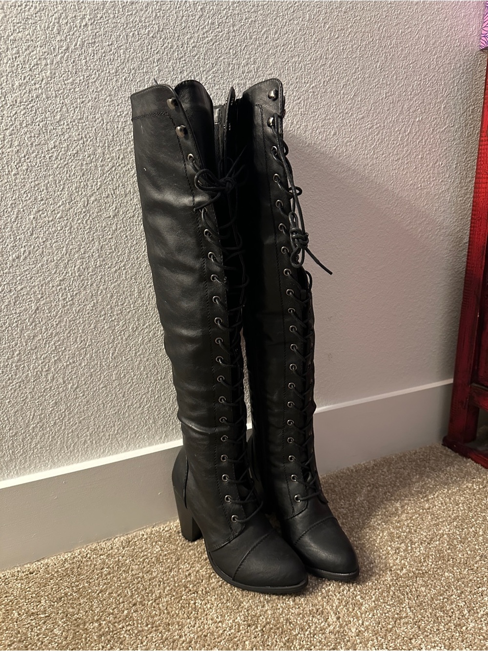Black Lace-Up Knee-High Heeled Boots